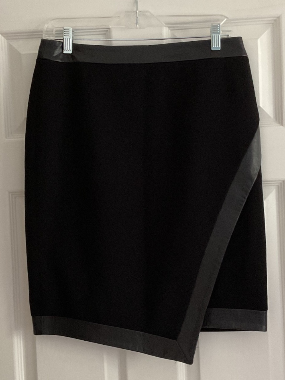 ⭐️ Ted Baker Heeley Asymmetrical Faux Leather Trim Skirt - size 12 - Picture 2 of 11